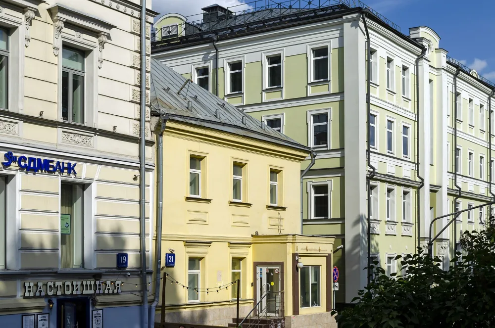 Флигель