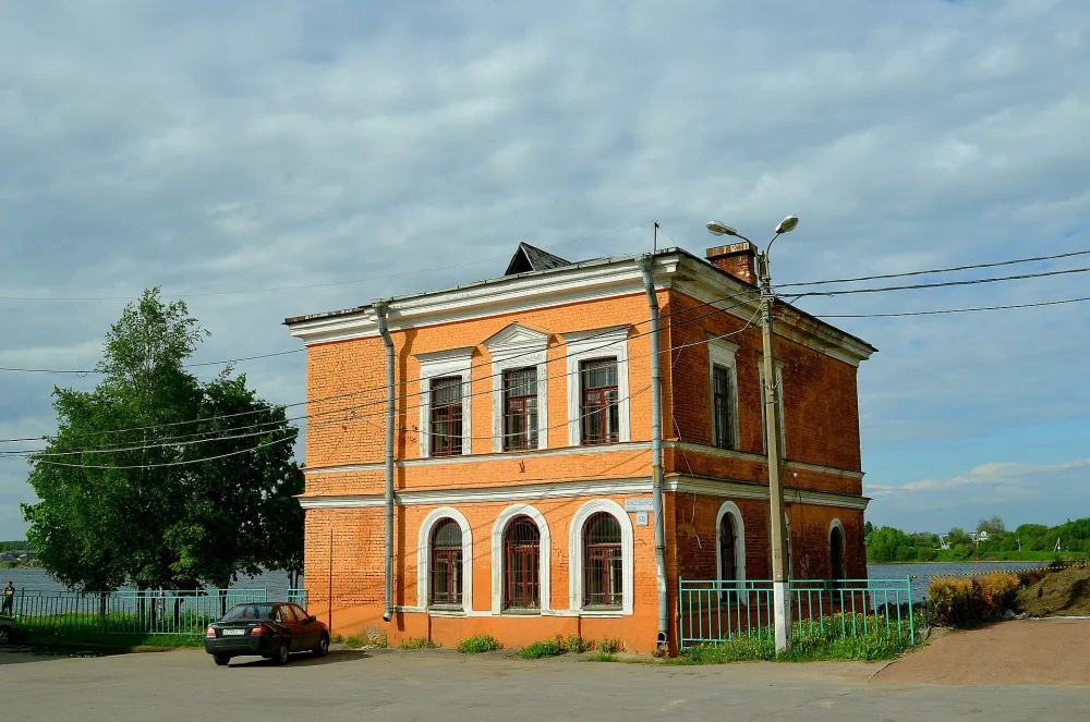 Дом волостного правления (Усть-Ижора)