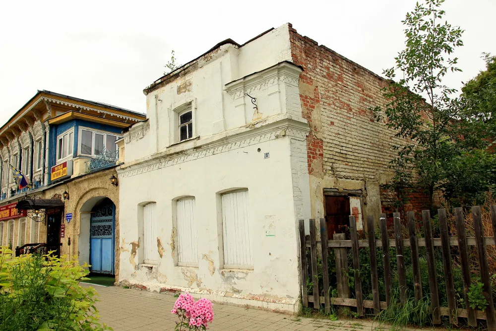 Флигель (Ростов)