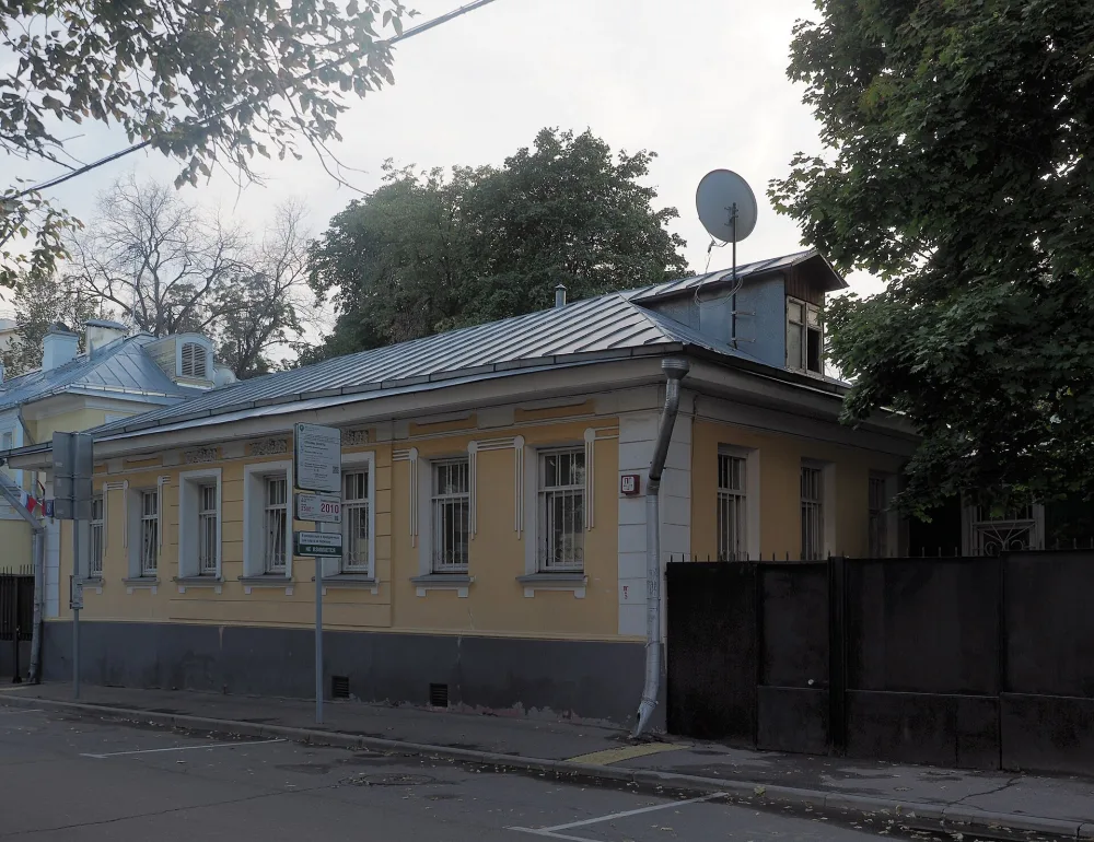 Щетининский переулок 8