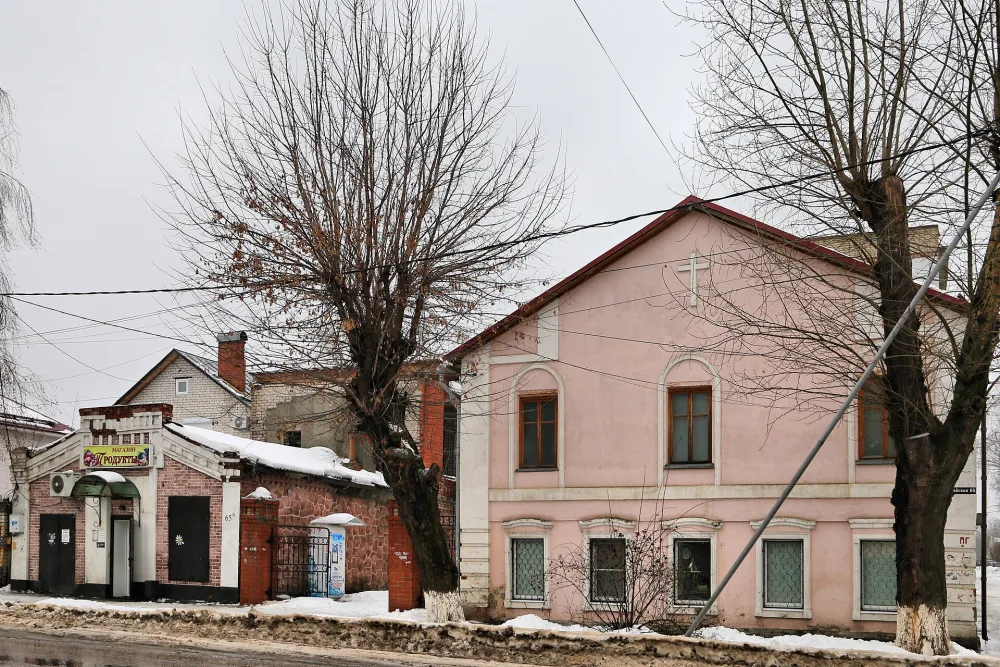 Дом с палаткой Полякова