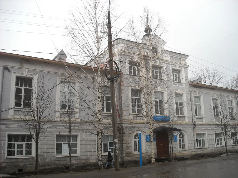 Богадельня с церковью Всех Скорбящих (Ростов)