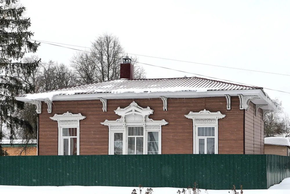 Дом жилой для служащих (Карабаново)