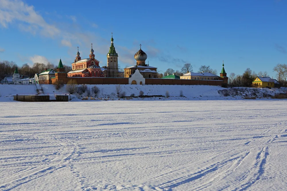 Староладожский Никольский монастырь