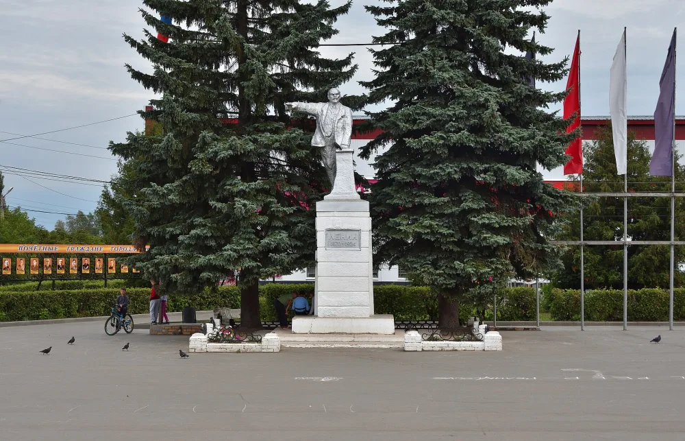 Памятник В.И. Ленину (Родники)