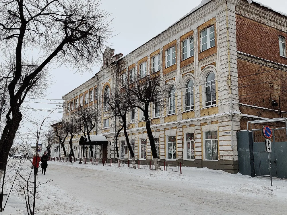 Здание коммерческого училища (Мичуринск)