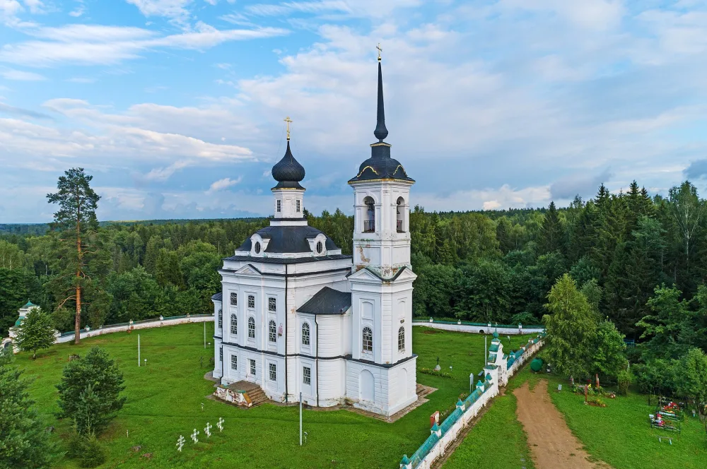 Никольская церковь (Никола-Бережки (Щелыково))
