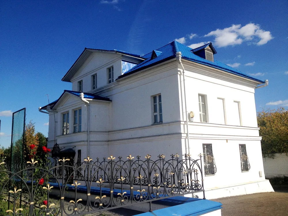 Настоятельский корпус (Казань)