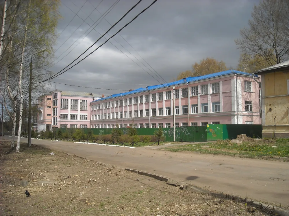 Здание, где в 1932-1936 гг. в речном техникуме учился партийный и государственный деятель Ю.В. Андропов (Рыбинск)