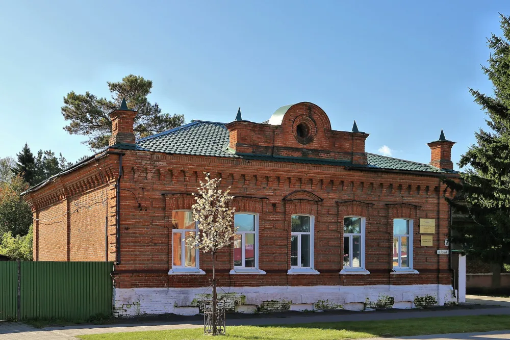 Особняк купца Артемова (Муромцево)