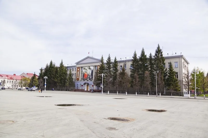 Здание Администрации Курганской области (Курган)