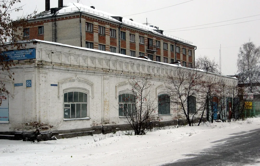 Гостиный двор Ижболдина (Шадринск)