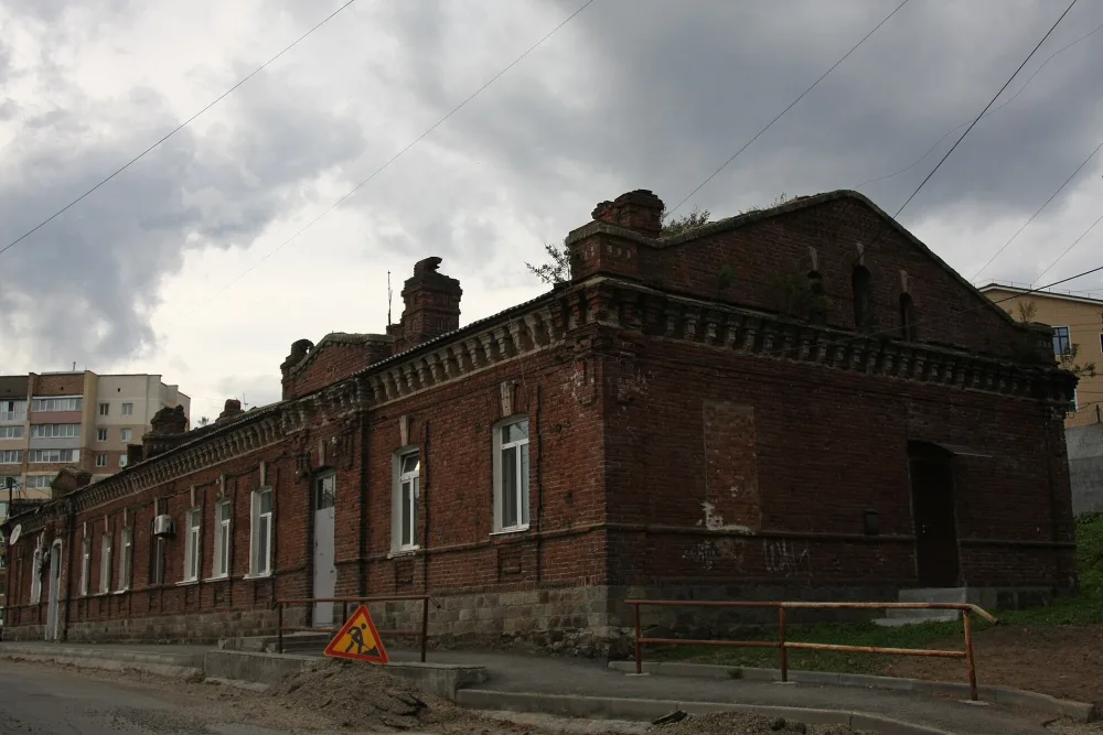 Розничная улица 43