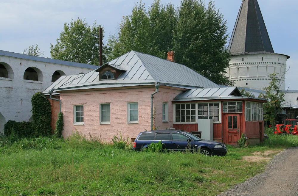Старый келарский корпус (Теряево)