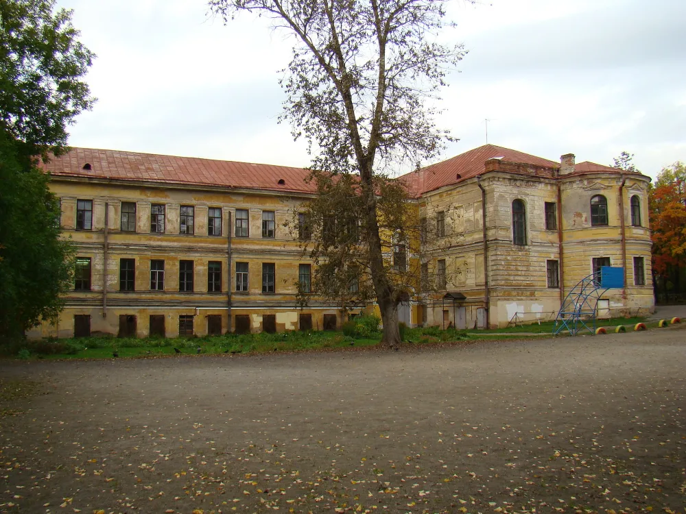 Главное здание (Гатчина)