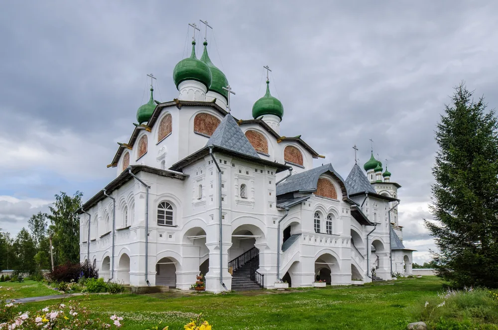 Николо-Вяжищский монастырь