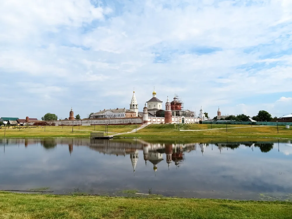 Бобренев монастырь