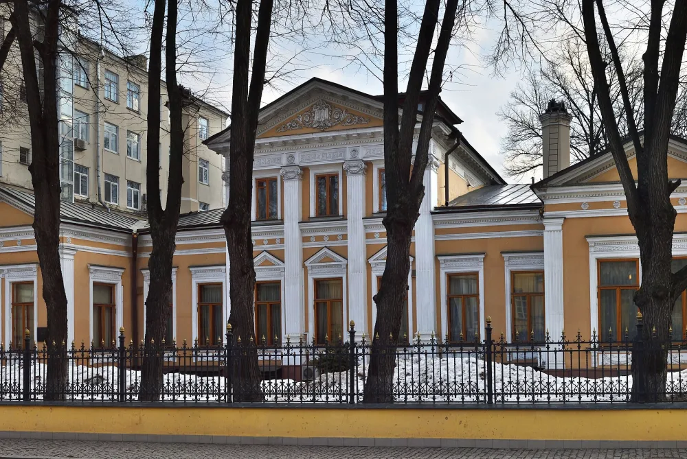 Главный дом (Хамовники)