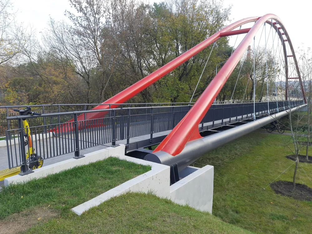 Rostokino cable-stayed footbridge