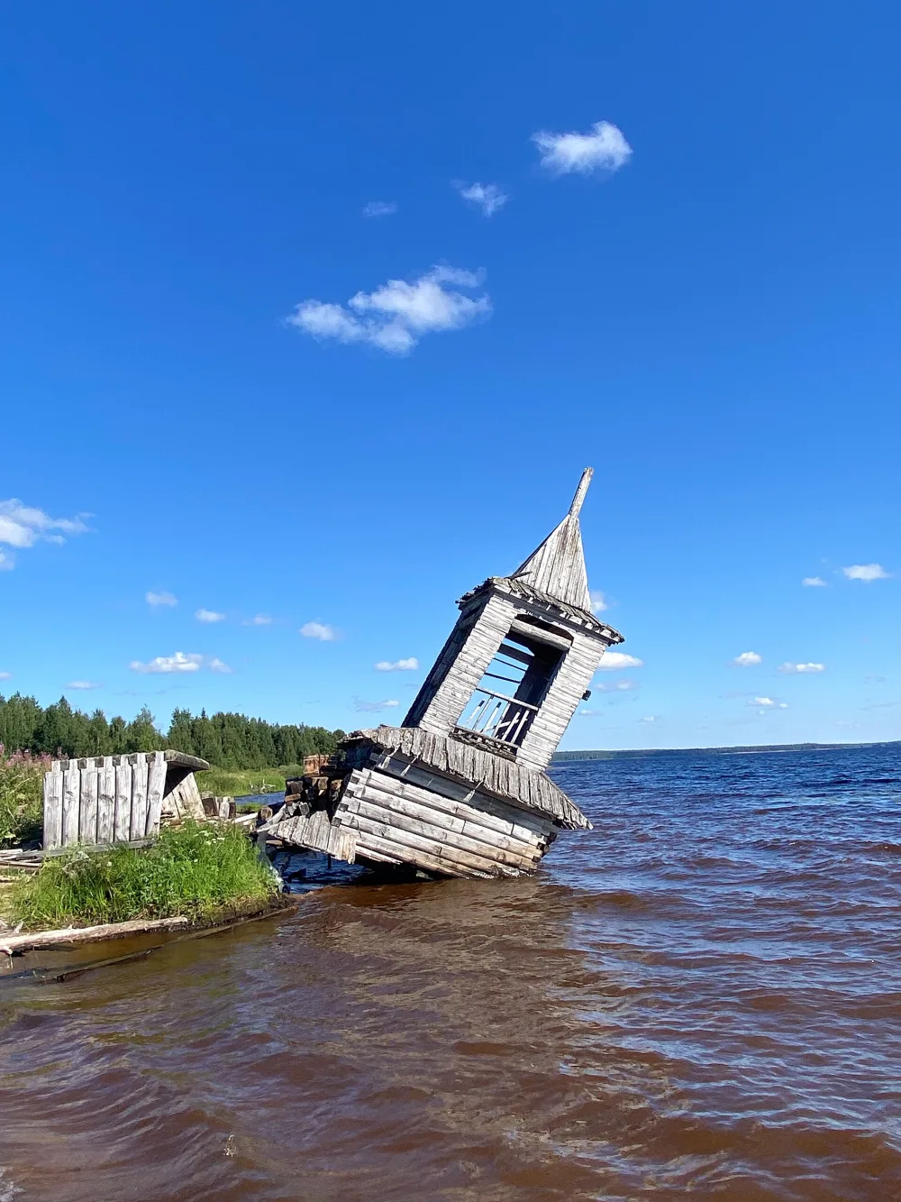 Церковь иконы Тихвинской Божией Матери