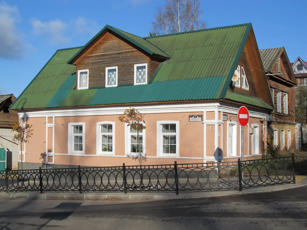 Жилой дом (Боровичи)