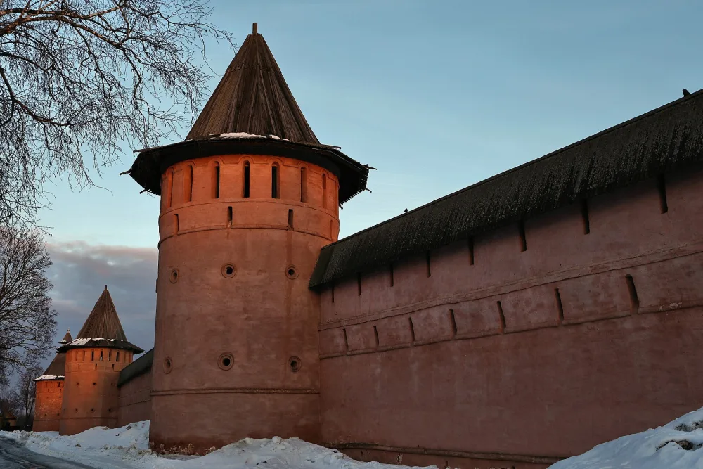 Западная башня северной стены (Суздаль)