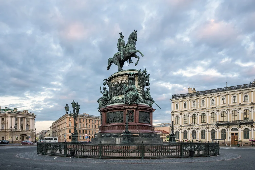 Памятник Николаю I
