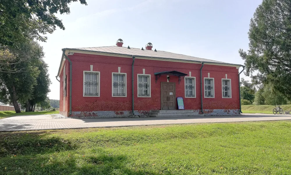 Гостиница (Семёновское)