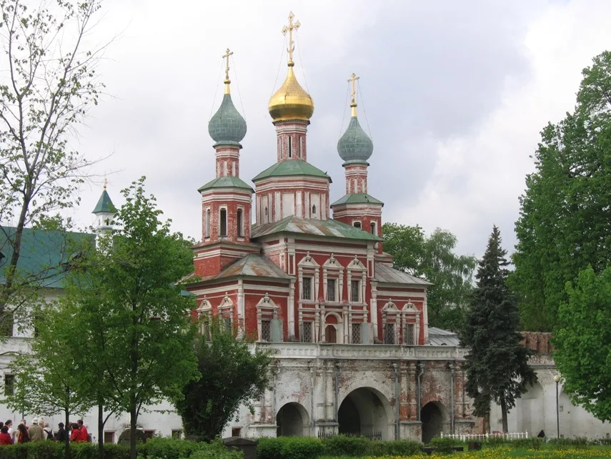 Церковь Покрова Пресвятой Богородицы над южными воротами (Хамовники)