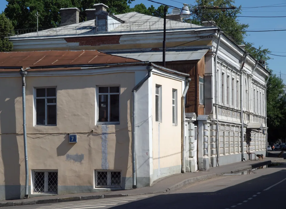 Флигель (Таганский)