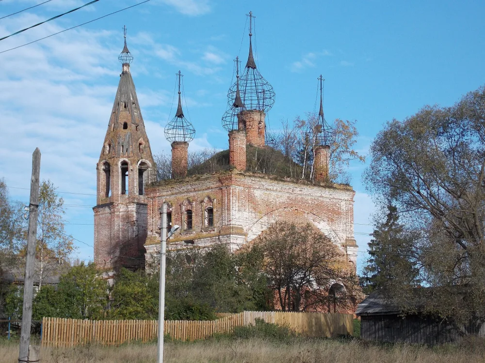 Церковь Дмитрия Мироточца (Стогинское)