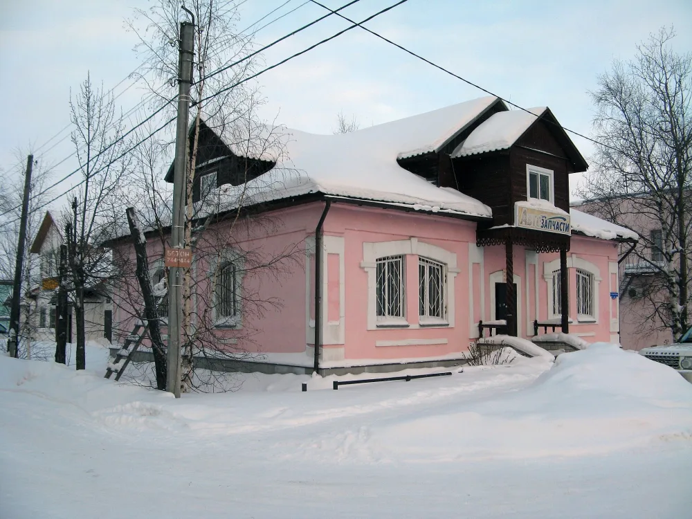 Жилой дом (Белозерск)