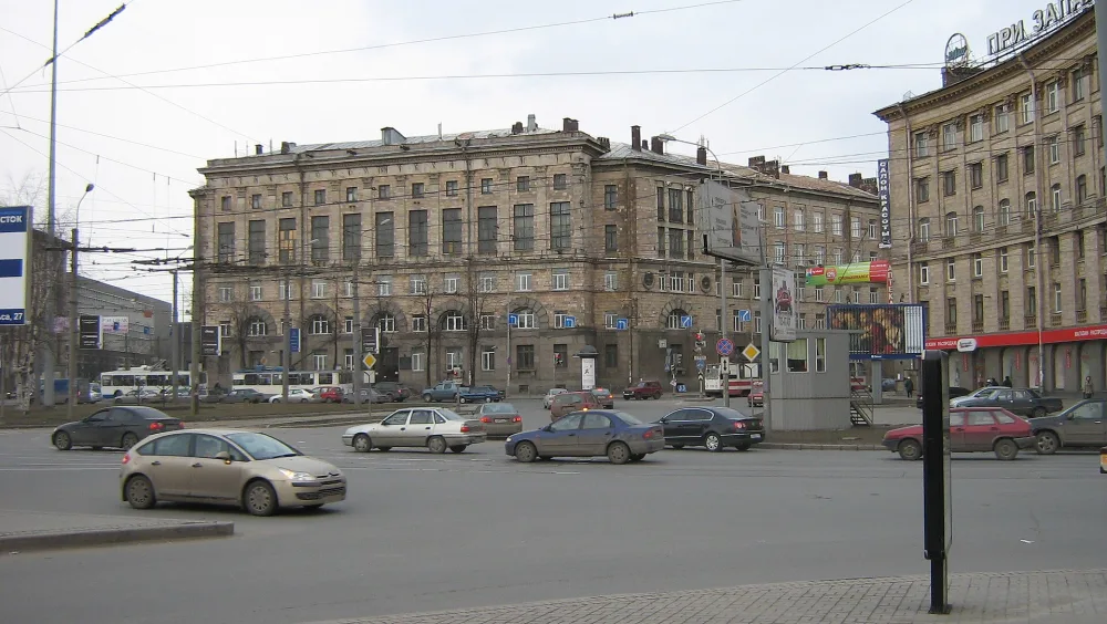 Светлановская площадь