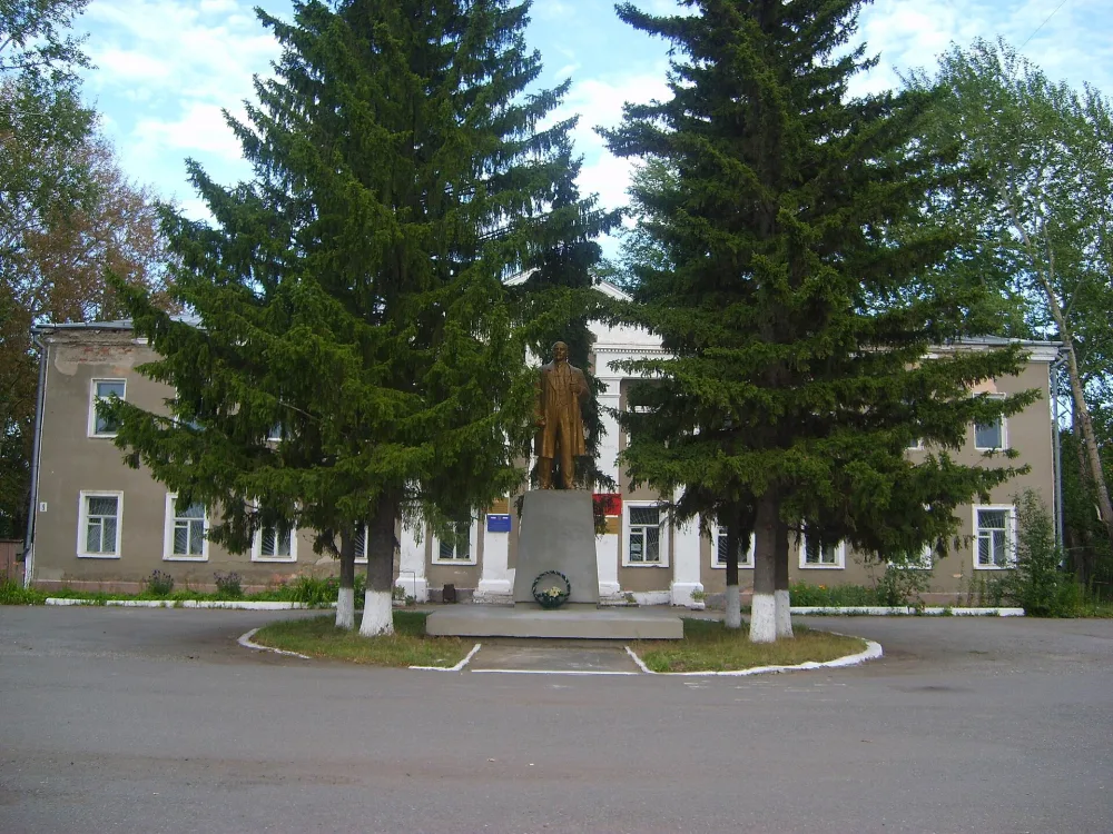 Памятник В.И. Ленину (Тюкалинск)