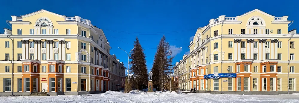 Площадь Мира
