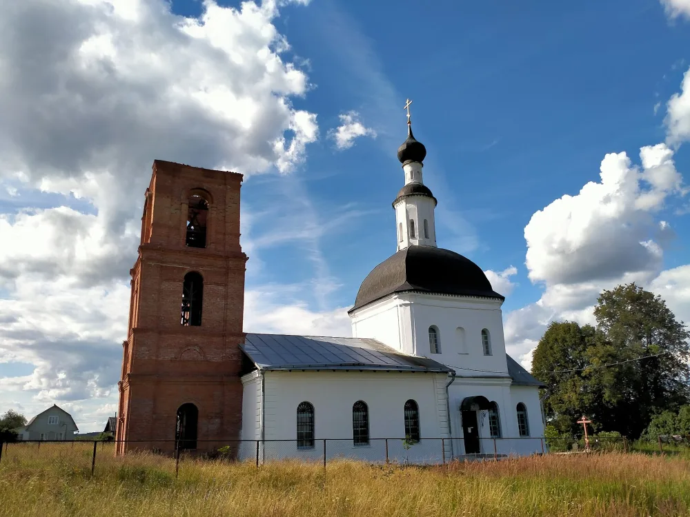 Церковь Покрова Богородицы (Зиновьево)
