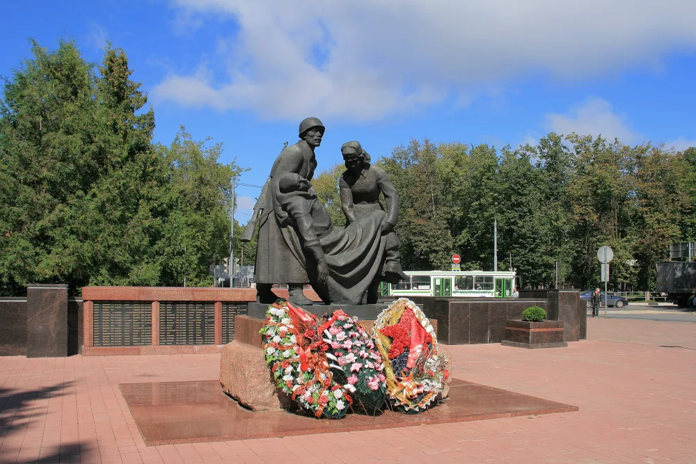 Братские могилы советских воинов (Клин)