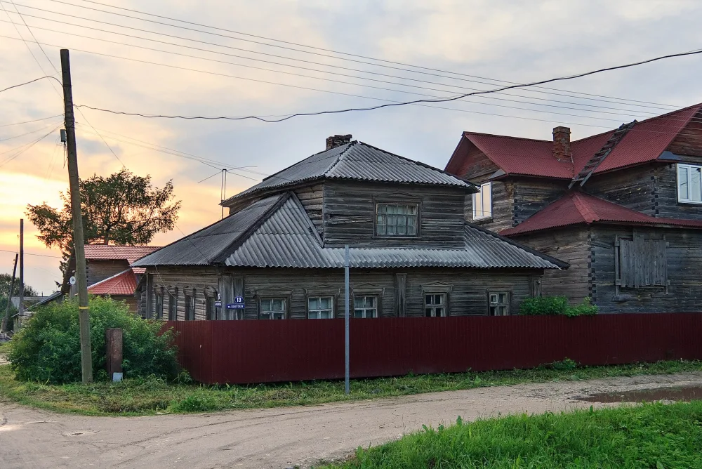 Дом Швартофа (Каргополь)