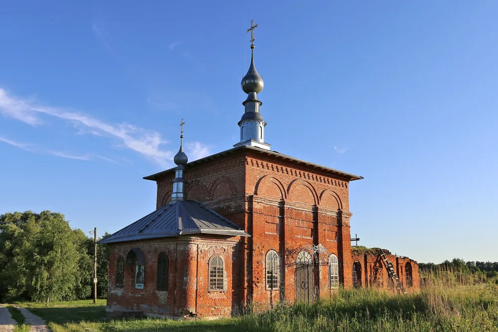 Церковь Смоленской иконы Божией Матери (Подберезье)