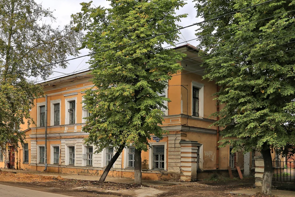Жилой дом (Ростов)