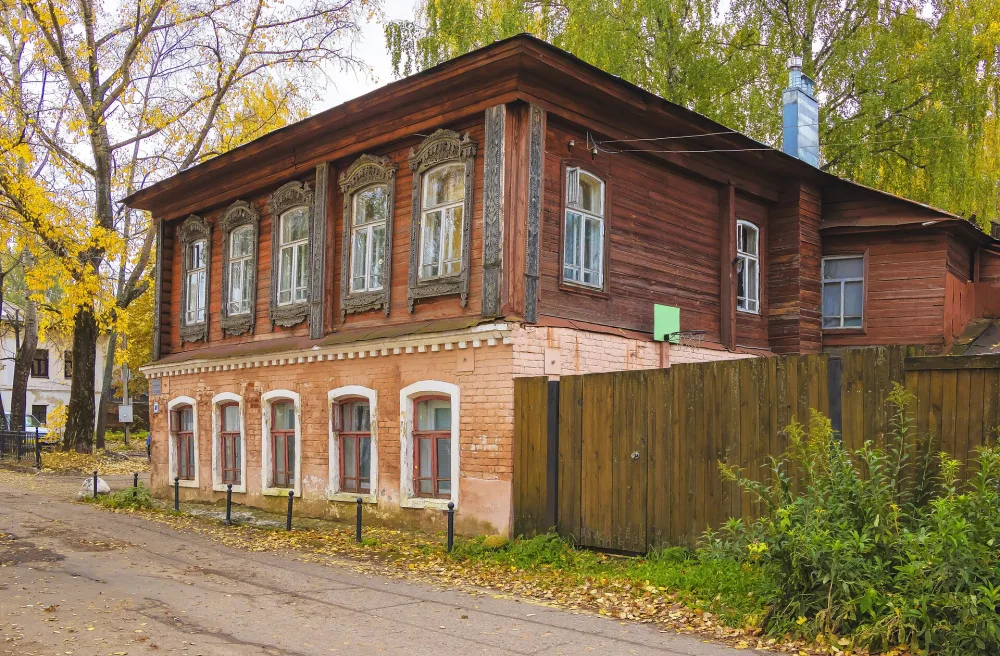 Дом Орешиных