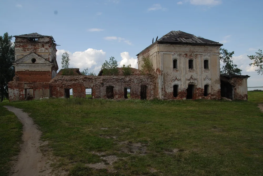 Казанский храм (Весьегонск)