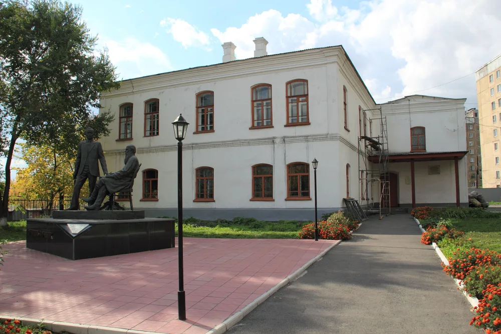 Здание уездного училища (Новокузнецк)
