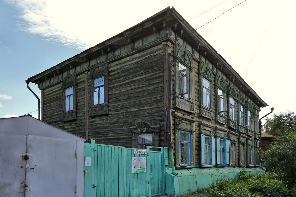 Жилой дом (Омск)