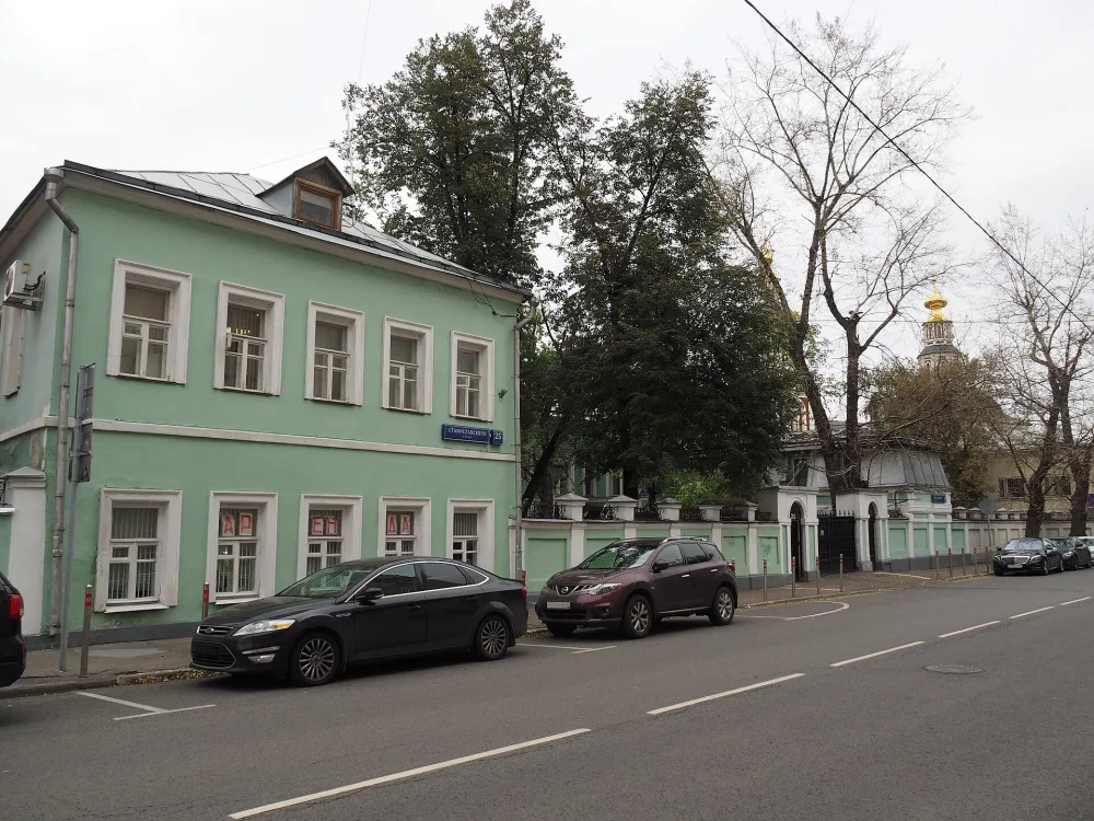 Ограда с воротами (Таганский)