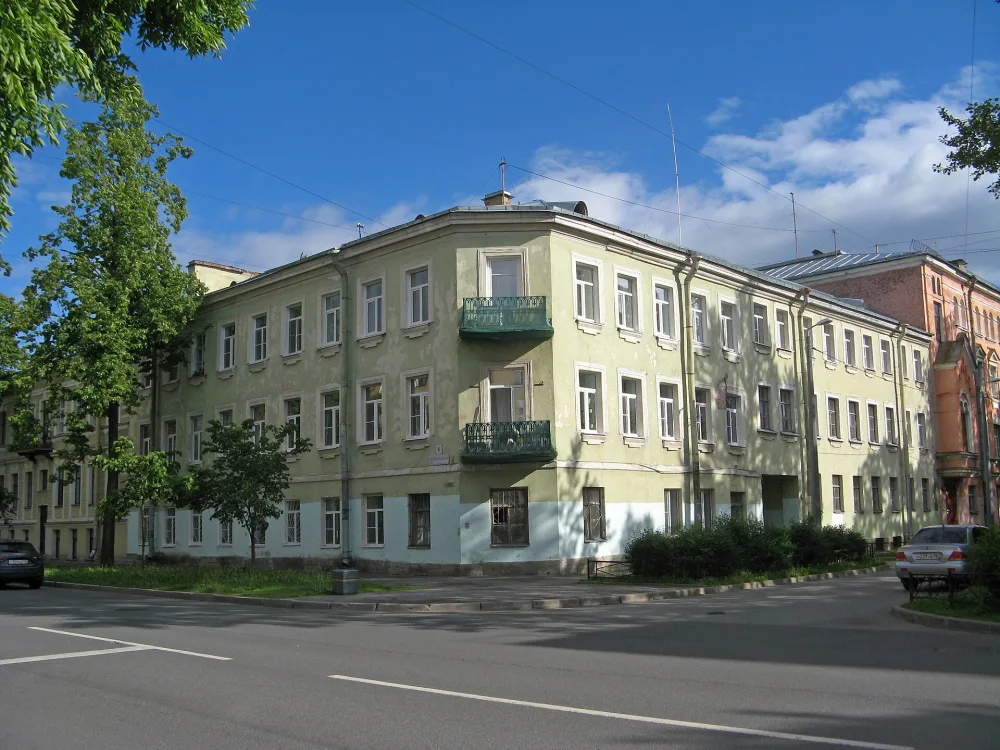 Жилой дом (Кронштадт)