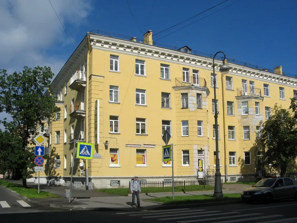 Жилой дом (Кронштадт)