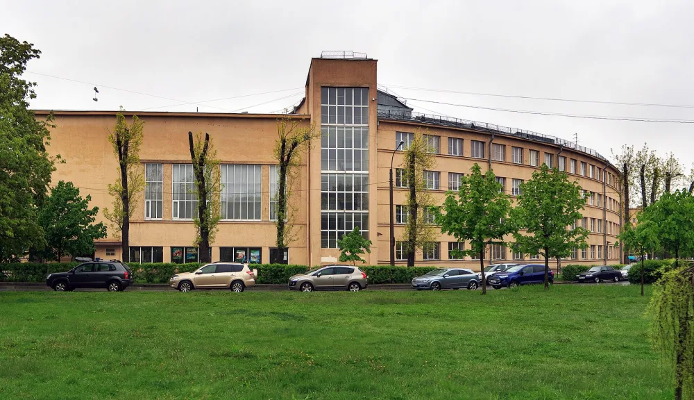 Здание Академии сигнализации и связи