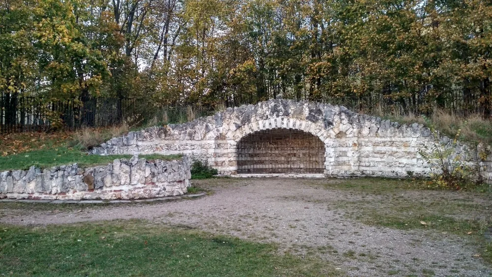 Грот (одноарочный) (Кузьминки)