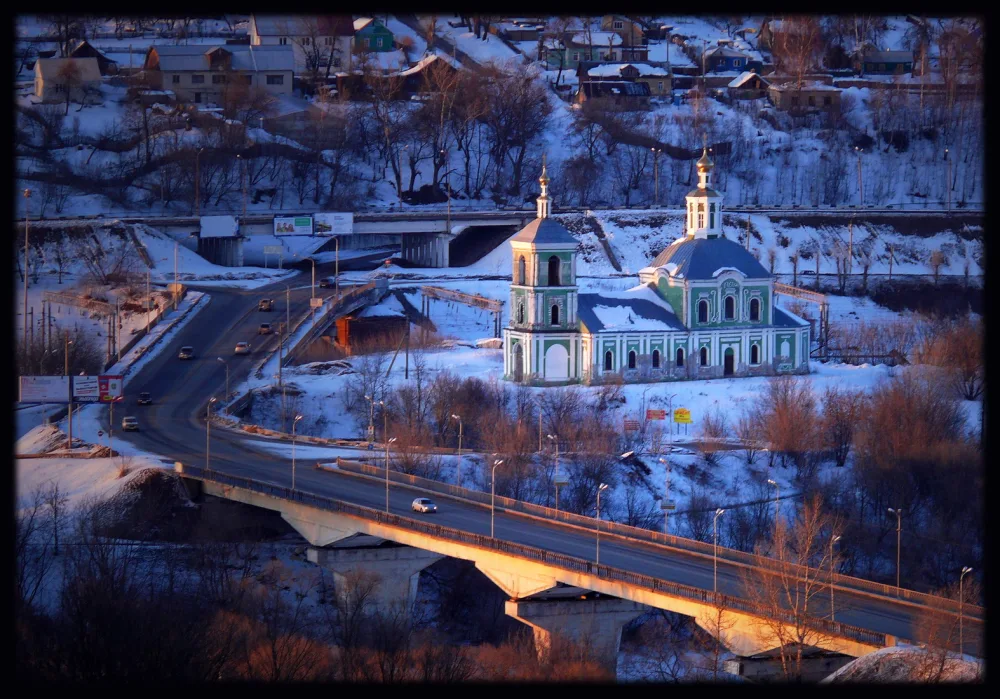 Крестовоздвиженский мост